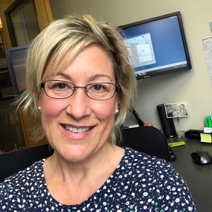 Meet your Posher, Lori